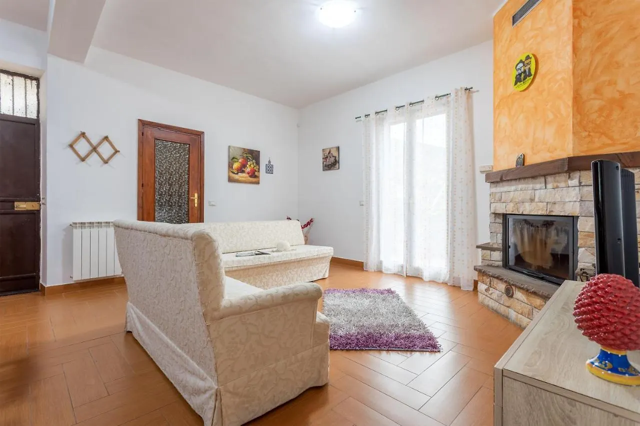 Casa Splendida Villa Monreale 0*,  Italy
